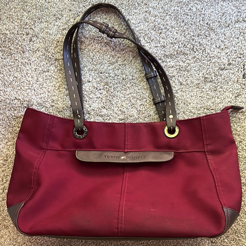 Tommy Hilfiger bag. Burgundy with leather straps.